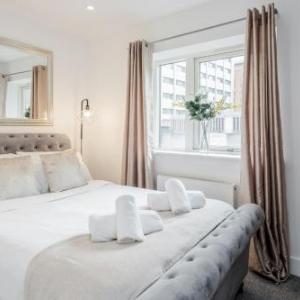 The Heart of Covent Garden Sleeps 4