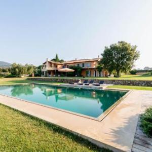 Pescia Fiorentina Villa Sleeps 10 with Pool and Air Con