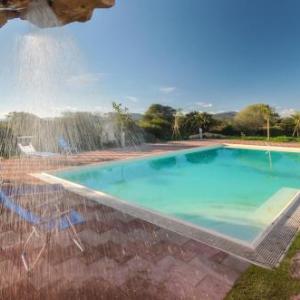 Santa Maria la Palma Villa Sleeps 4 with Pool and Air Con