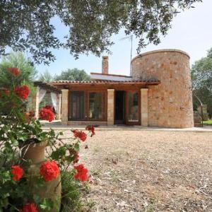 Marina di Felloniche Villa Sleeps 7 with Pool