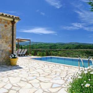 Spanochori Villa Sleeps 4 with Pool and Air Con