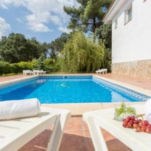 Terrafortuna Villa Sleeps 8 with Pool