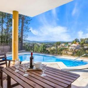 Villa in Terrafortuna Sleeps 8 includes Swimming pool