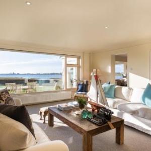 Bosham Villa Sleeps 9