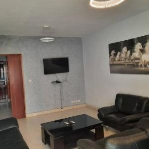 Appartement bon standing 3 chambres avec balcon et ascenseur