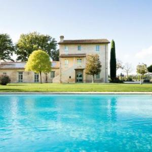 Stazione Villa Sleeps 18 with Pool Air Con and WiFi