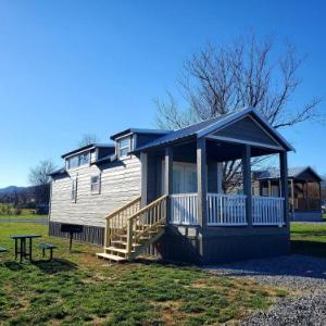 Southern Comfort cottage