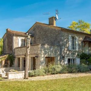 Ribagnac Villa Sleeps 8