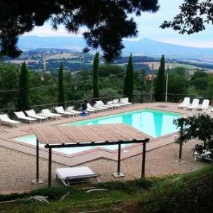 Fiordini Villa Sleeps 4 Pool Air Con WiFi