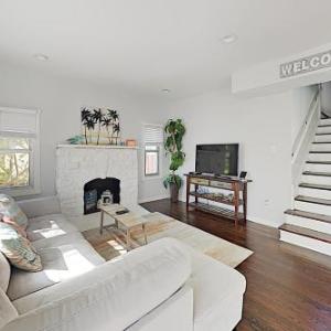 Upscale Coastal Home - Pool Patio Walk to Dining home