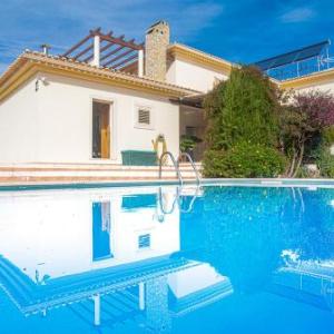 Quinta Do Conde Villa Sleeps 10 with Pool and Air Con