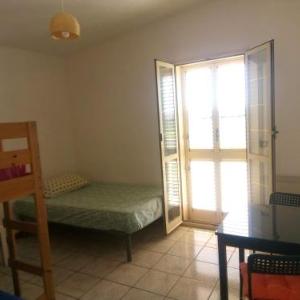 Room in Guest room - Double room for rent with private bathroom