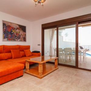 106701 - Villa in Torrox