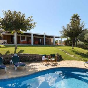 Cala Morell Villa Sleeps 6 WiFi