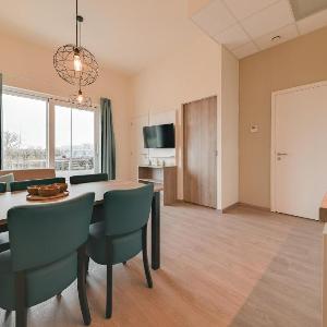 New Holiday Suite for 2 adults and 3 children