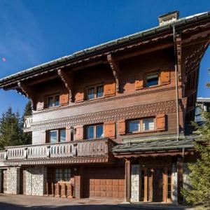 Saint-Bon-Tarentaise Chalet Sleeps 12 with WiFi