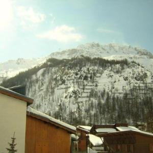 Grand Studio 3 personnes centre station proche pistes 79350