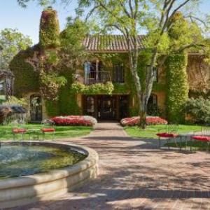 Hotels near Luther Burbank Center for the Arts - Vintners Inn
