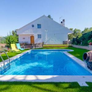 Veinat de Sant Llorenc Villa Sleeps 8 Pool