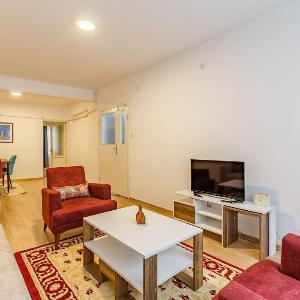 Two BR Apartment in the Heart of Kadikoy