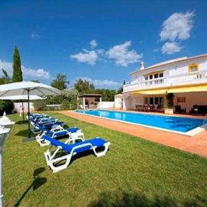 Alvor Villa Sleeps 8 Pool Air Con WiFi