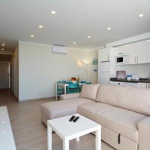 107659 - Apartment in Puerto del Carmen