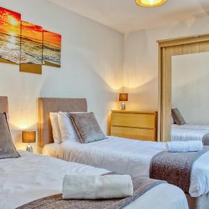 OPP Serviced Apartments -  Exeter city sleeps 6