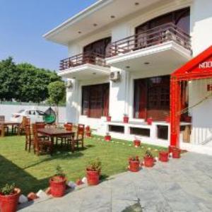 Nook Inn & Suites - 2 Min Walk From MG ROAD METRO