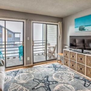 Intimate Beachfront Condo with WiFi and Balcony Views