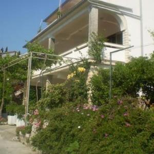 Apartment in Palit with Terrace Air conditioning Wi-Fi (4603-1)