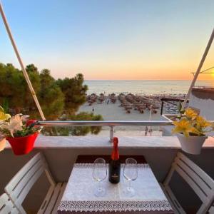 Sunset Sea View - Beachfront Balcony - AC - Wifi