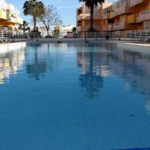 Ground Floorpool air conditioning Terrace Bbq15min walk from Cabanas center