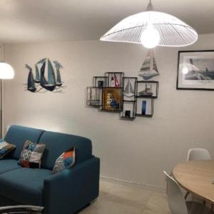 Appartement Moderne au Centre-Ville 150m Plage WiFi Confort Idéal pour Familles - FR-1-92-876