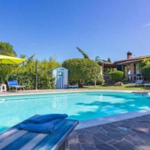 Monticiano Villa Sleeps 6 with Pool