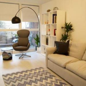 Bright & Modern Garden Flat near Kings Cross