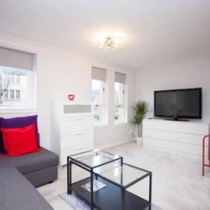 Light and Modern flat in the desirable West End