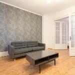 Exquisite youthful look - ideal location. Bucharest 