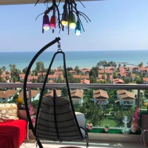 GoldenPark King Suites with Balcony & Sea view