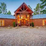 Stained Glass Hill cabin Broken Bow