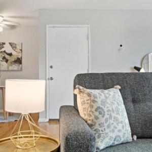 Quiet 1BR Spot Perfectly Situated Dine & Shop - Bell E3