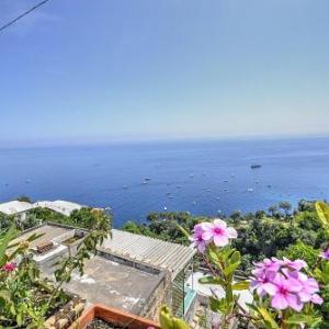 Positano Villa Sleeps 8 Air Con WiFi