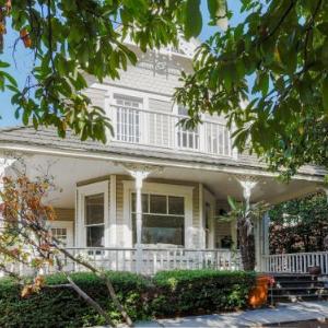 New Listing! Updated Victorian with Lake Union Views home