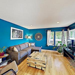 New Listing! Stylish Retreat Near Trendy Ballard home