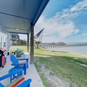 New Listing! Waterfront Copano Bay Condo with Pool condo