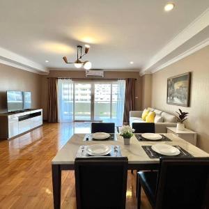View Talay  3 - Corner Suite with Extended Balcony