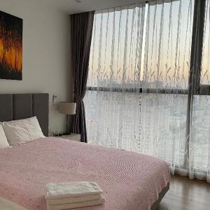 Uhome - 3 BRs apartment at Vinhomes Skylake