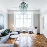 Magnificent Renovated Historical Flat City Center 