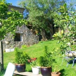 House with 2 bedrooms in Champis with wonderful mountain view enclosed garden and WiFi