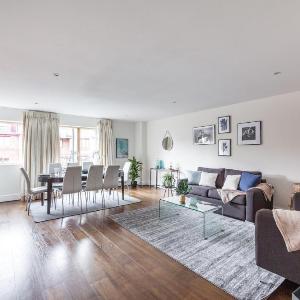 ST. JAMES PARK- BRAND NEW 3BR FLAT IN WESTMINSTER 