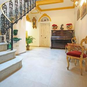 Palace House Hércules Apartments
